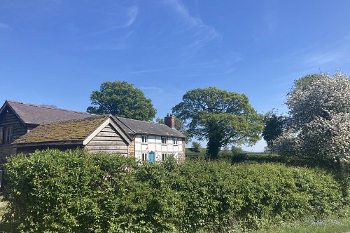 2 Bed Detached Cottage